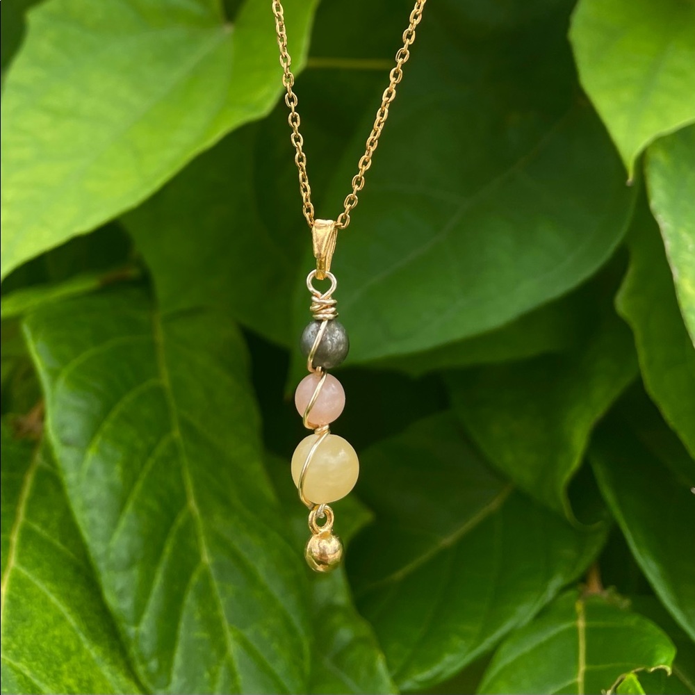 Self-Confidence Necklace, Crystal Jewelry, Spiritual Jewelry, Gold PlatedJewelry